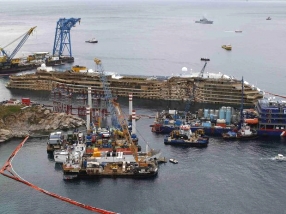 Operação desencalha Costa Condordia