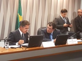 Plenário do Senado aprova nome de Francisval Dias Mendes para diretor da ANTAQ