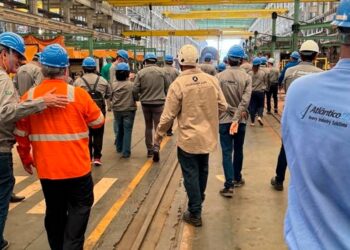 Conttmaf acompanha Frente Parlamentar em Defesa da Indústria Naval em visita a estaleiro em Pernambuco