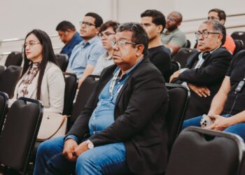 Sindicatos participam no seminário promovido pela Conttmaf na COP30