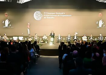 Presidente da FNE participa em congresso da Magistratura do Trabalho